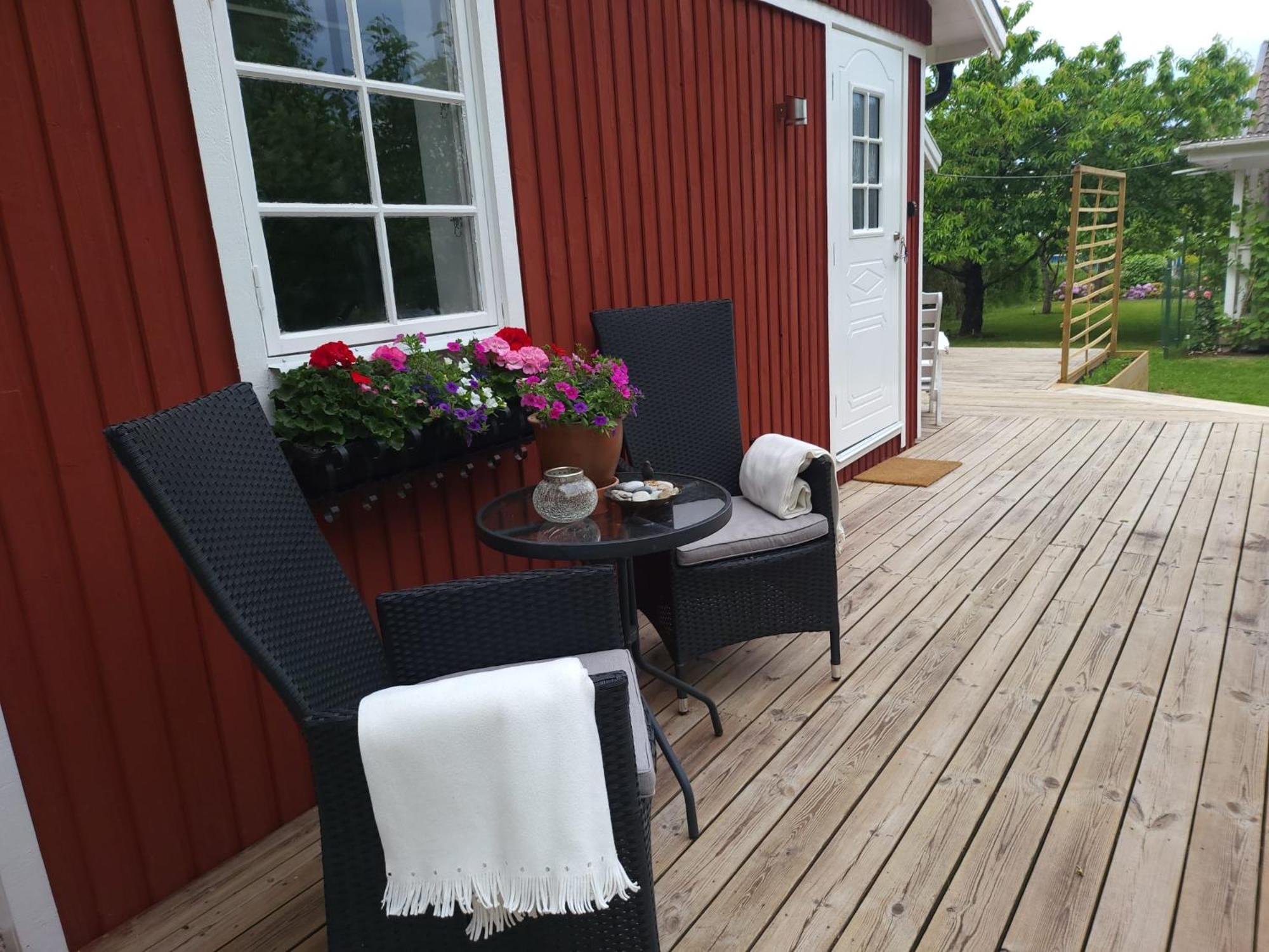 Holiday home Lilla Huset Med Stor Traedgardstomt Naera Golf Och Hav *